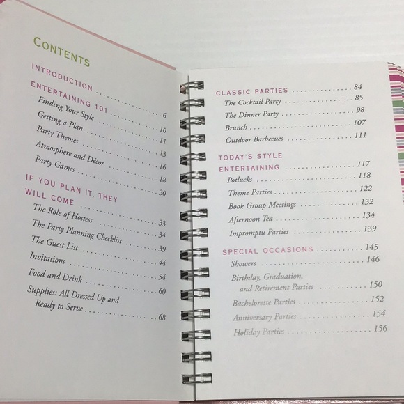 The Little Pink Book of Entertaining Peter Pauper Press 2006 - Picture 5 of 10